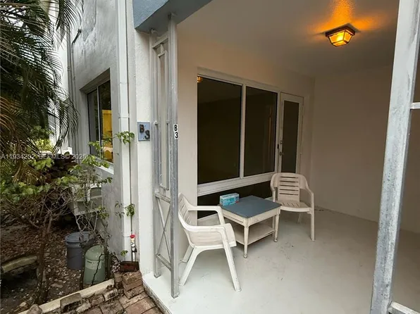 3201 SE 12th St APT B3, Pompano Beach, FL 33062