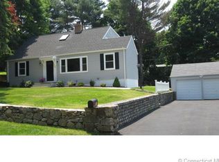 20 Rennison Rd, Trumbull, CT 06611