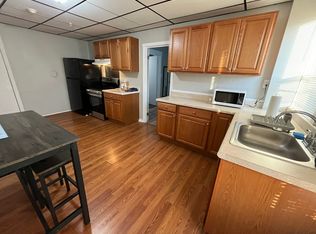 41 Dunham St #2R, Attleboro, MA 02703