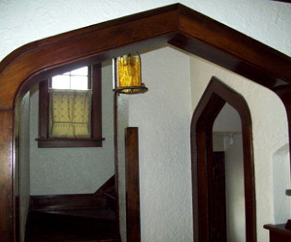 2nd image of 601 Union St