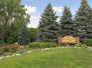 3800 85th Ave N APT 113, Brooklyn Park, MN 55443