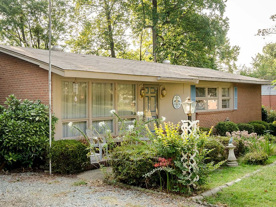 1st image of 3212 Fielding Pl