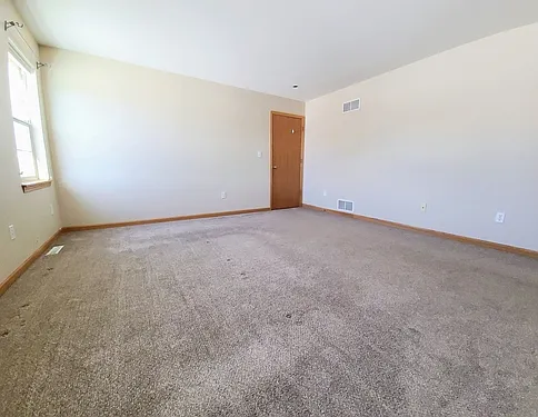 1805 Deer Path — Photo 22