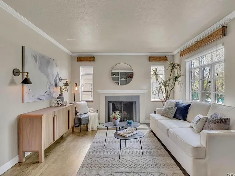 1230 Magnolia St — Photo 2