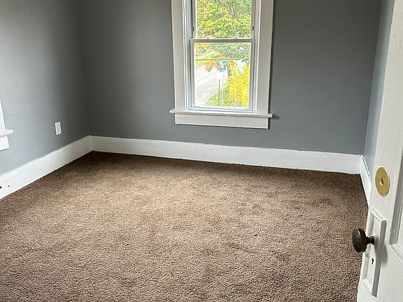 3rd image of 1271 5th Ave