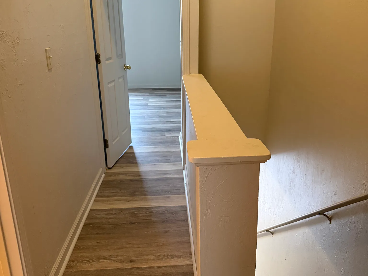 2 bed, 1.5 bath, 1000 sqft, $850 — Photo 2