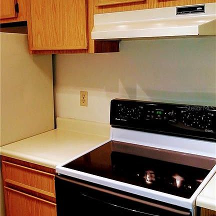 5th image of 2971 Bonaventure Cir Unit 204B