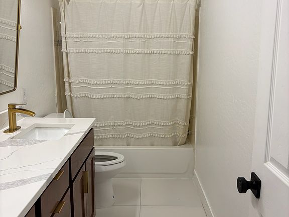 3rd image of 12735 W Verde Ln