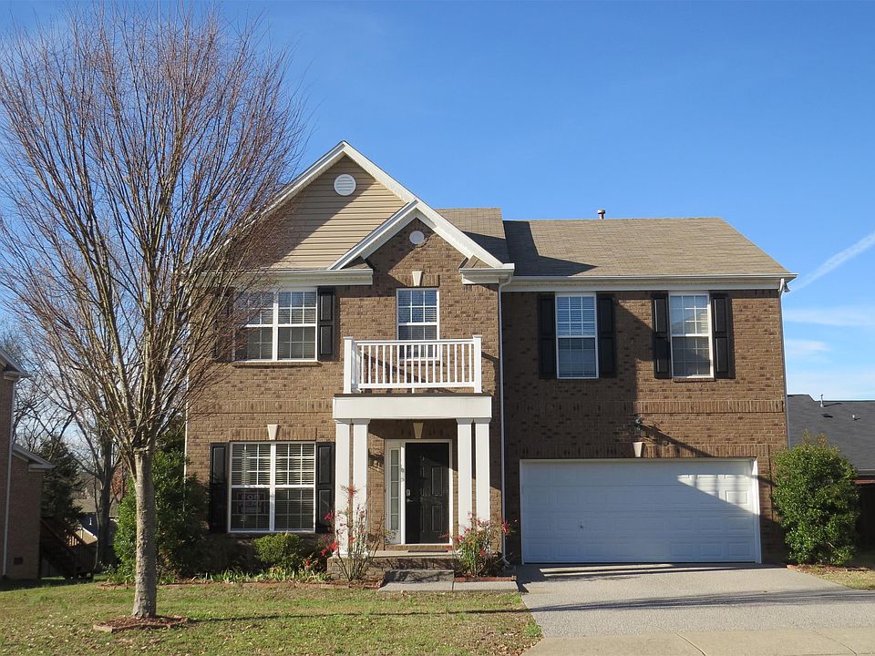 445 Laurel Hill Dr ~ Welcome Home!