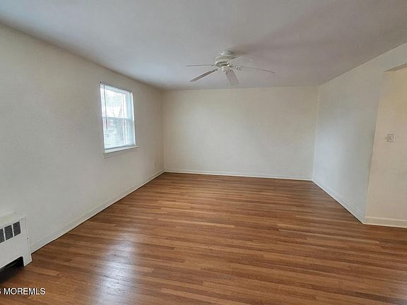 3rd image of 152 Manor Drive #1408