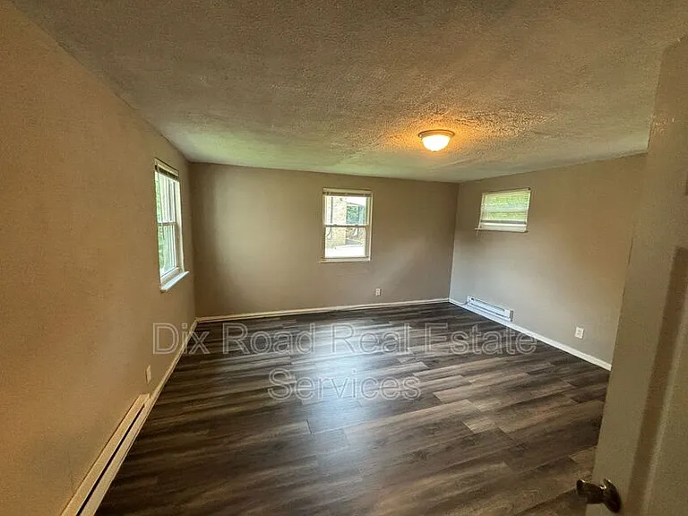 545 Rockdale Ave #1 — Photo 15
