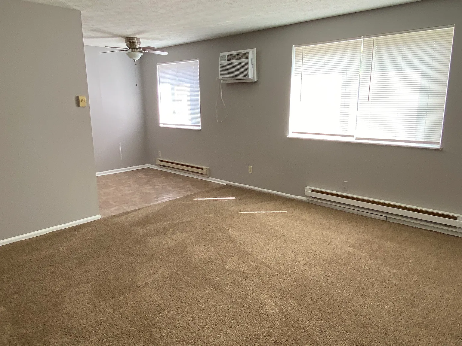 1 bed, 600 sqft, $915 — Photo 2