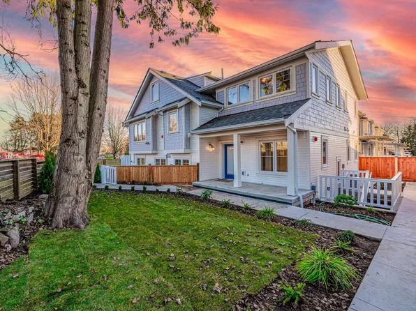 970 Park Dr, Vancouver, BC V6P 2J4