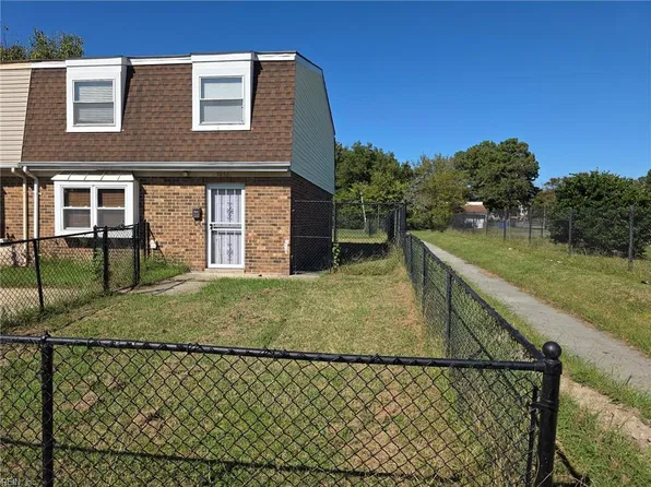 1053 Dubose Dr, Norfolk, VA 23504