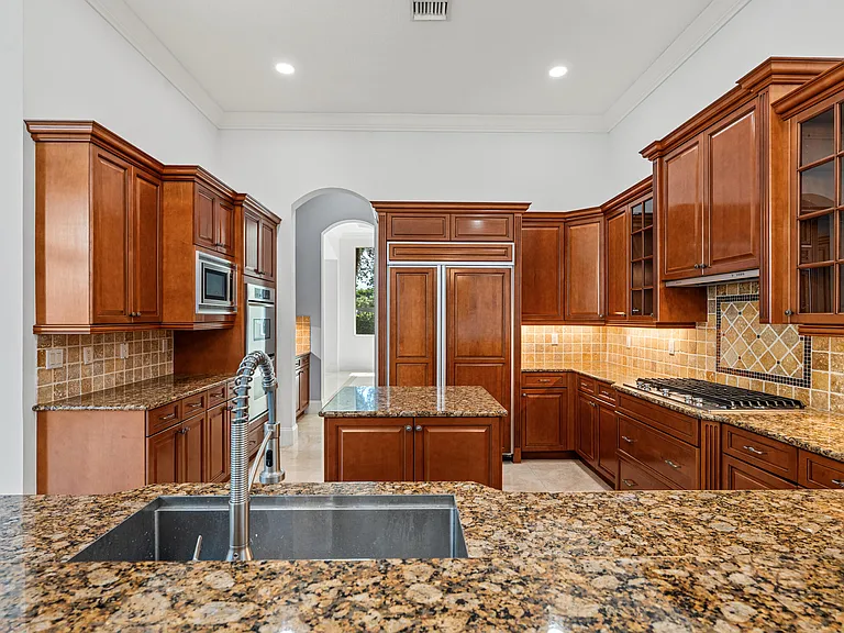 17550 Circle Pond Ct — Photo 19