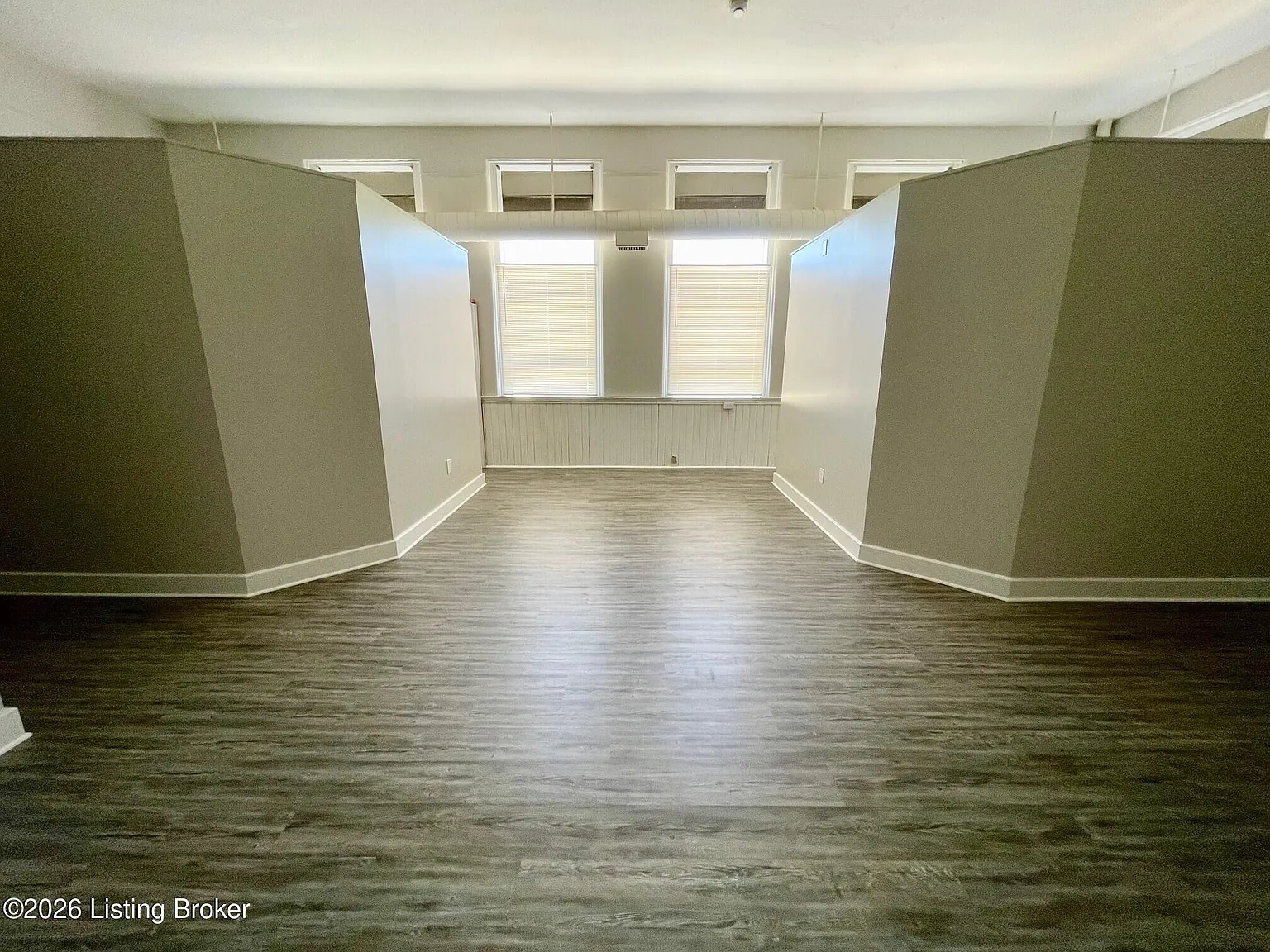 2 bed, 1.0 bath, 750 sqft, $1,000 — Photo 2