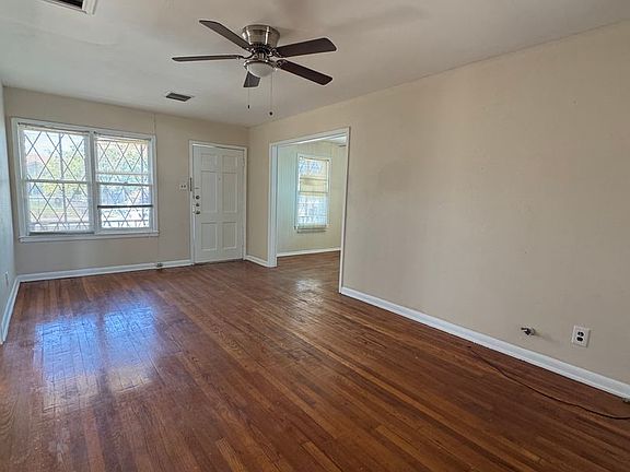 3rd image of 4722 Cheryl Dr