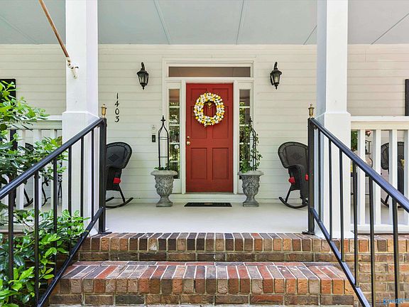 3rd image of 1403 Bramblewood Dr SE