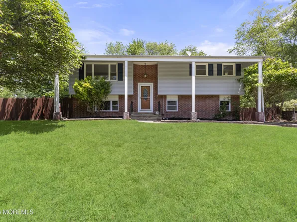 5 S Dakota Avenue, Jackson, NJ 08527