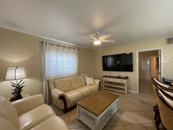 229 SE 1st Ave APT 203, Boynton Beach, FL 33435