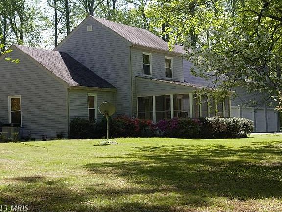 3rd image of 5055 Chestnut Wood Ln