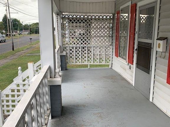 2nd image of 1719 Northview St