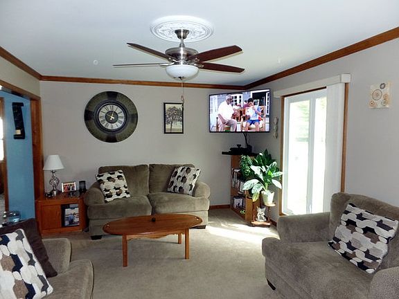 2nd image of 129 Beauwick Dr