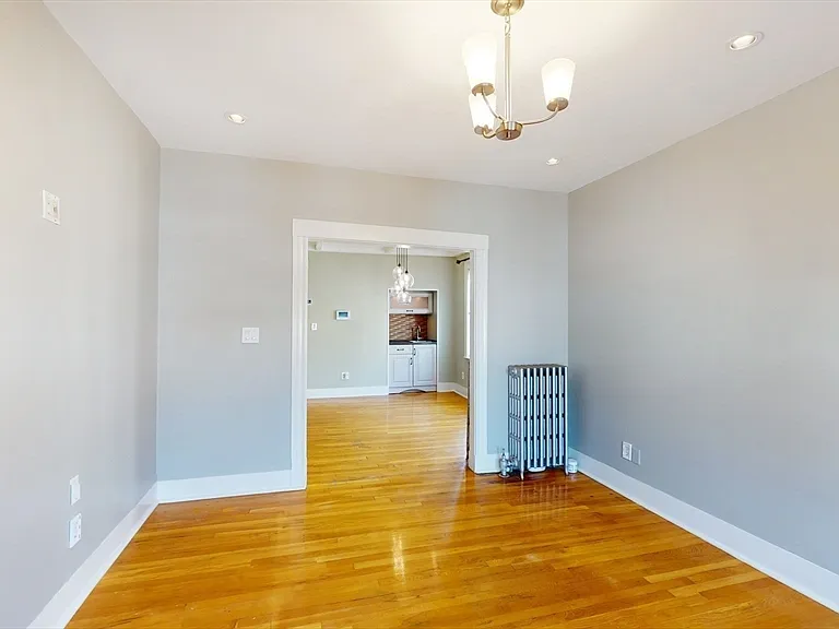 63 Whitten St #3 — Photo 8