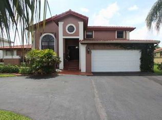 15470 S Roundtable Rd, Davie, FL 33331