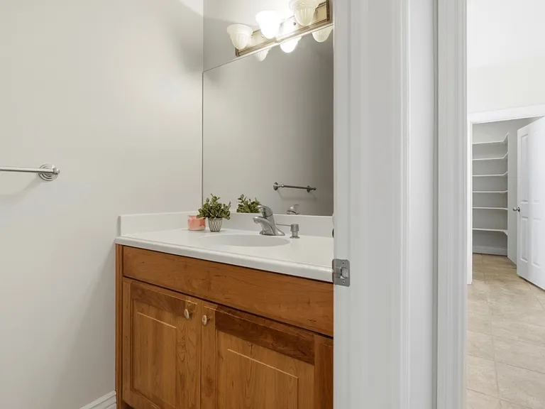 2191 S 550 W — Photo 9
