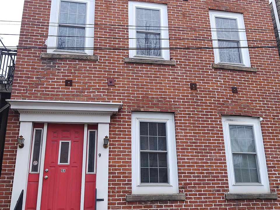 1st image of 9 E Chestnut St APT A