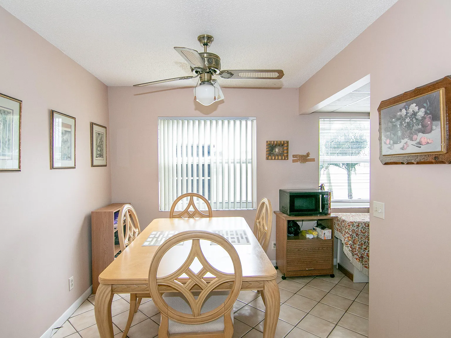 2 bed, 2.0 bath, 902 sqft, $1,350 — Photo 4