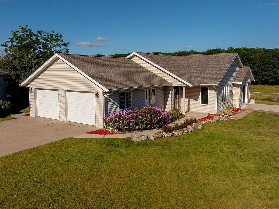 1st image of 8766 Dosh Ln