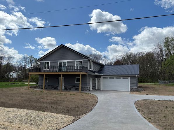 51561 E County Line Rd