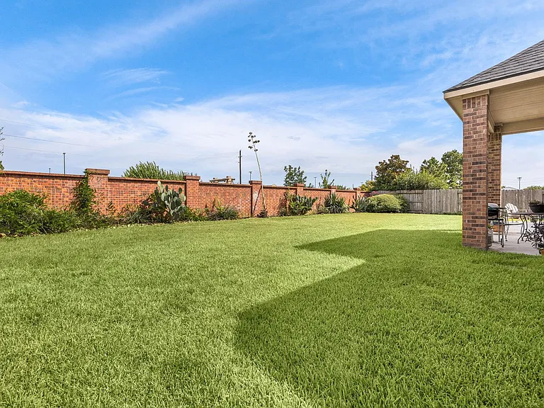 25819 Oakwood Knoll Dr — Photo 27