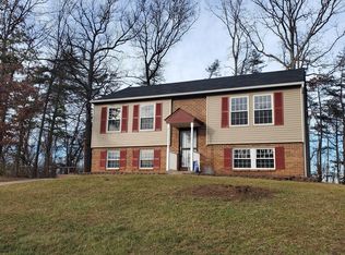 7108 Johnnycake Rd, Windsor Mill, MD 21244