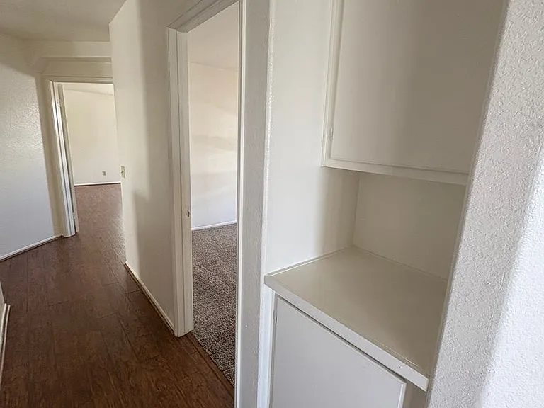 14333 La Crescenta Ave — Photo 16