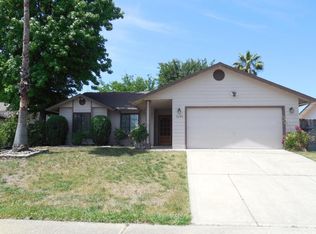 3654 Santa Rosa Way, Redding, CA 96003