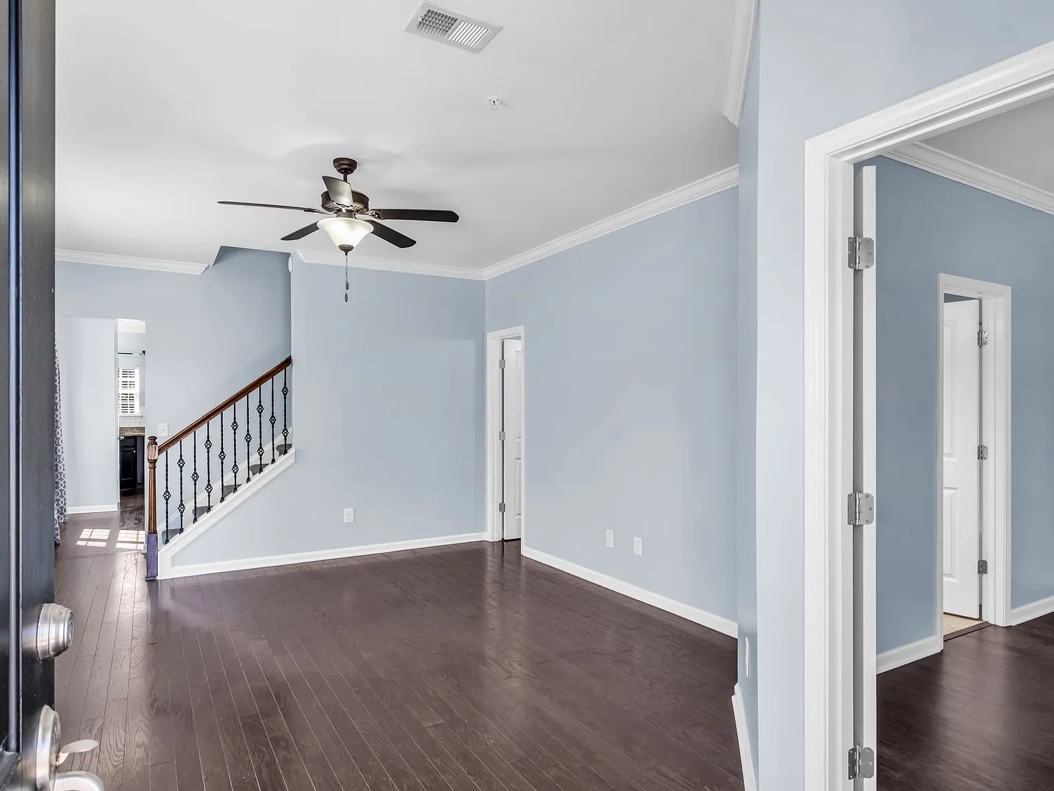 2031 Hemlock Drive - 1 — Photo 4