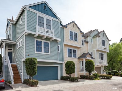24 Creekside Ln, San Mateo, CA, 94401