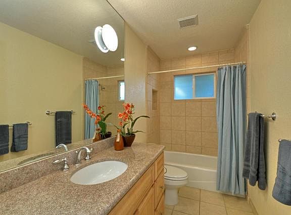 5th image of 6580 Northridge Dr