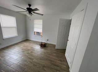 4973 Crossover Rd, San Marcos, TX 78666