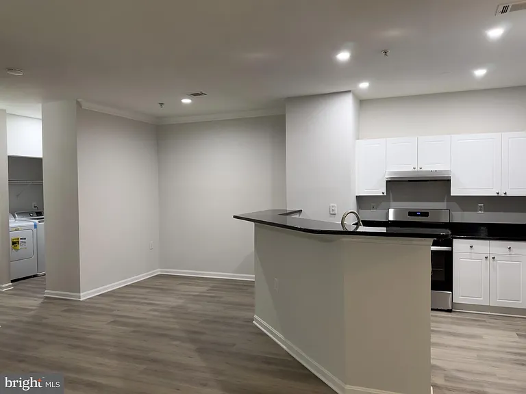 11345 Aristotle Dr #6-113 — Photo 4