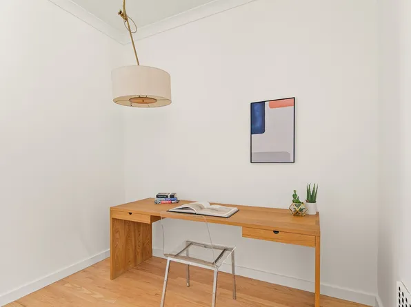 667 De Graw Street image 6 of 10