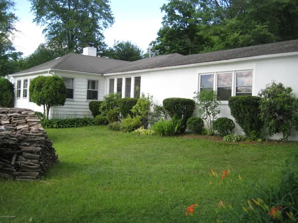 434 Old Mill Rd, Dallas, PA 18612