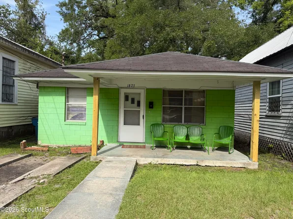 1823 Wolfe St, Brunswick, GA 31520