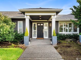 9829 Hilltop Rd, Bellevue, WA 98004