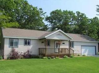 3014 E Pontaluna Rd, Fruitport, MI 49415