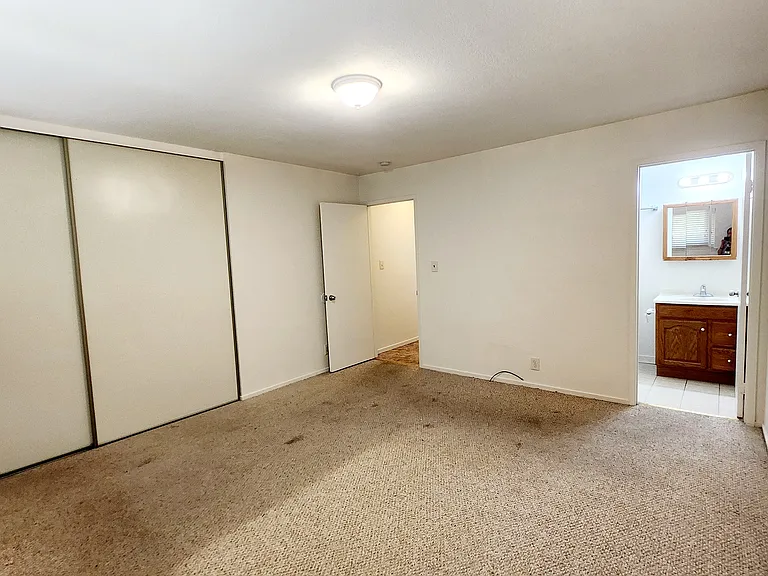 4522 Arden Way — Photo 10