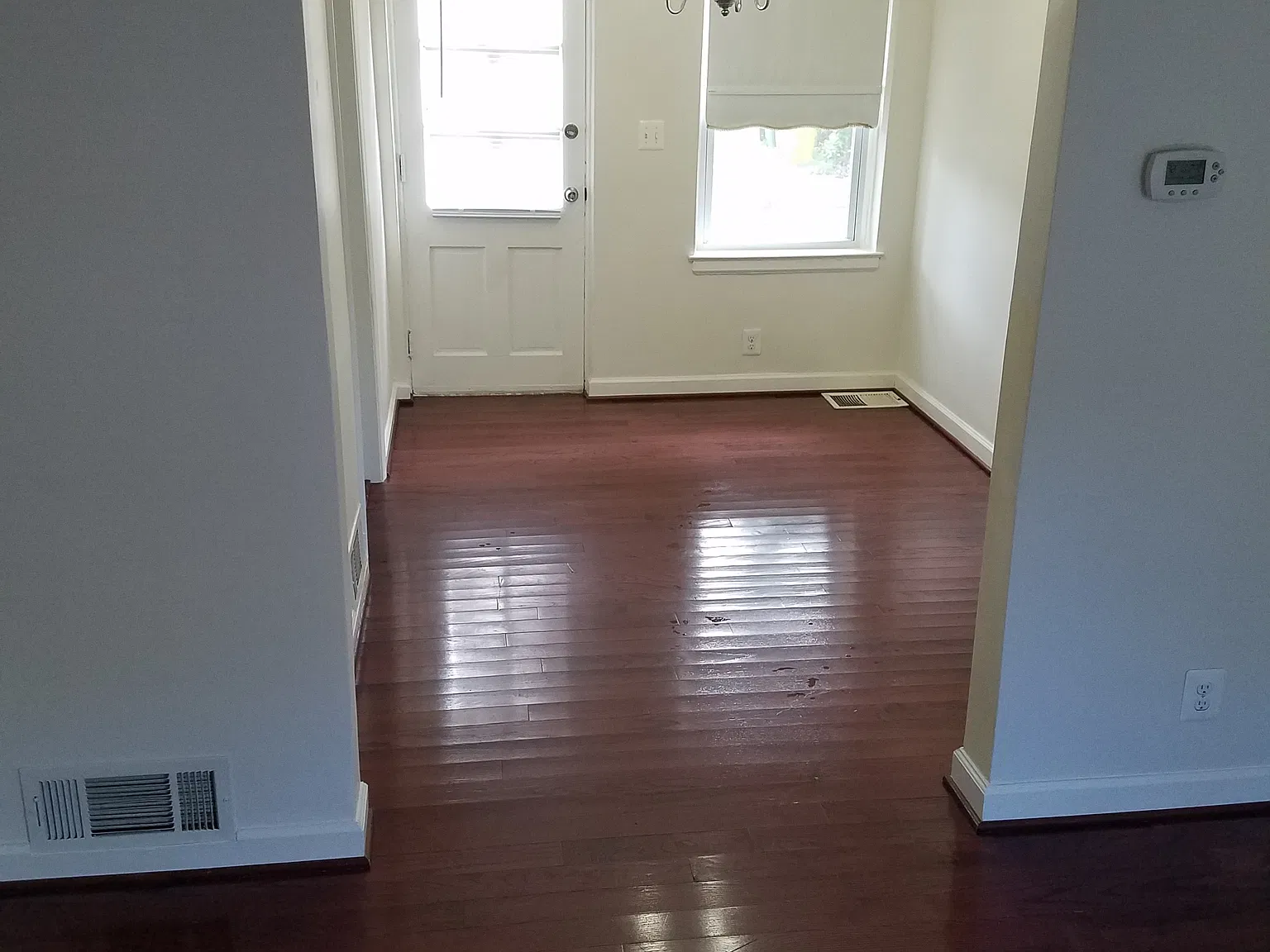 2 bed, 936 sqft, $1,400 — Photo 4